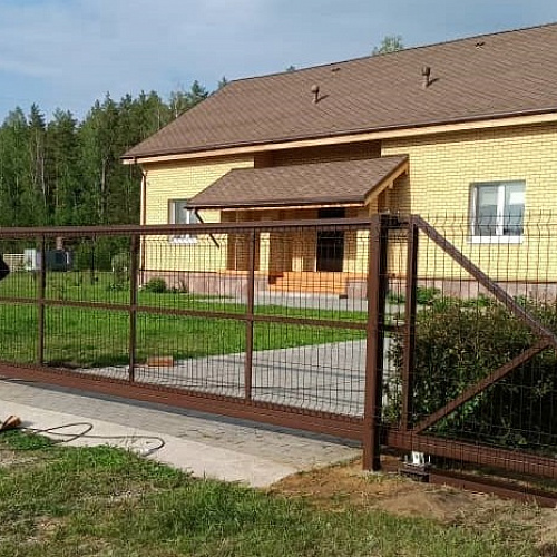 Откатные ворота из 3Д сетки