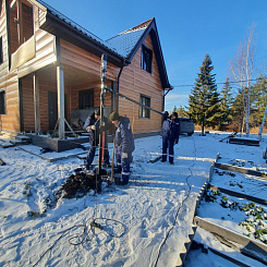 Ручной монтаж винтовых свай